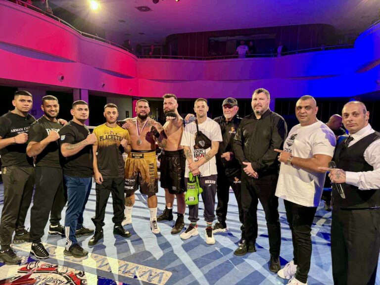 Plachetka x Kotalík